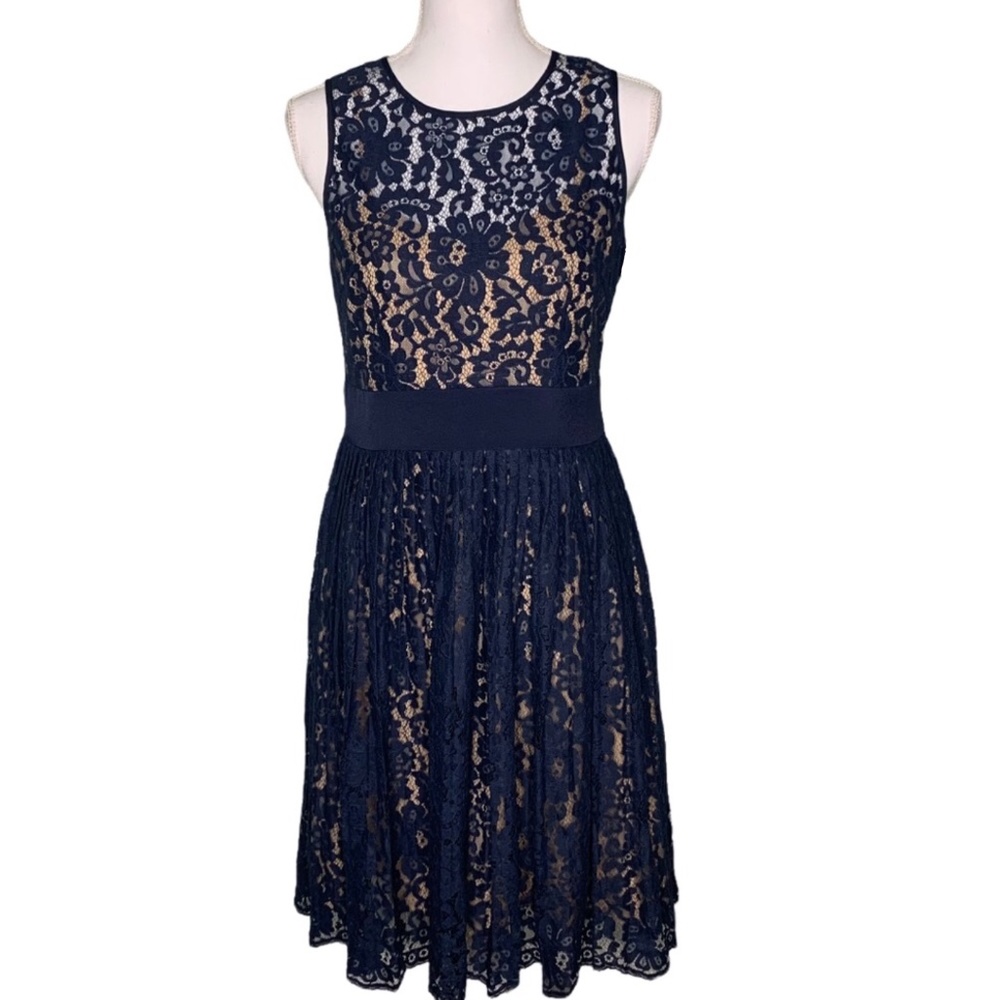 Eliza J Navy Lace Sleeveless Dress size 8